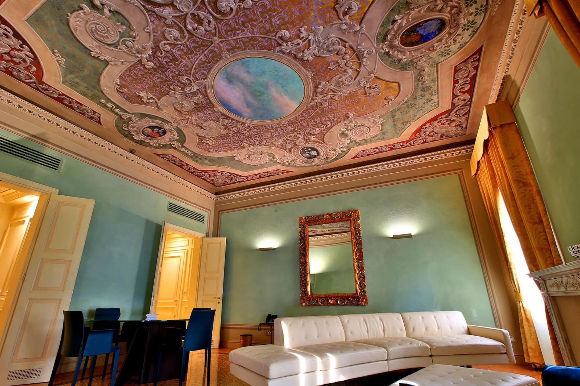 Hotel Rua Frati 48 In San Francesco Модена Екстериор снимка