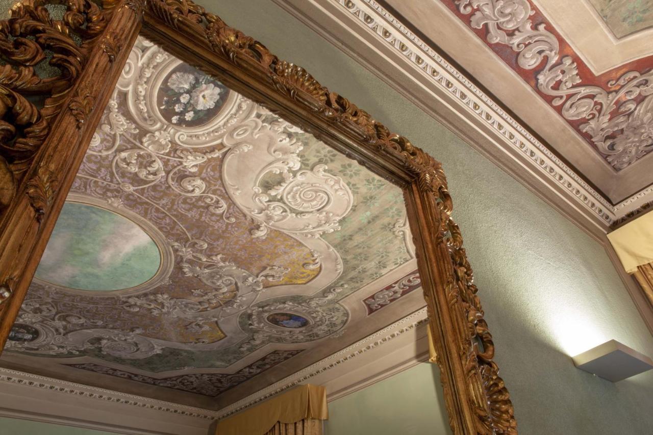 Hotel Rua Frati 48 In San Francesco Модена Екстериор снимка